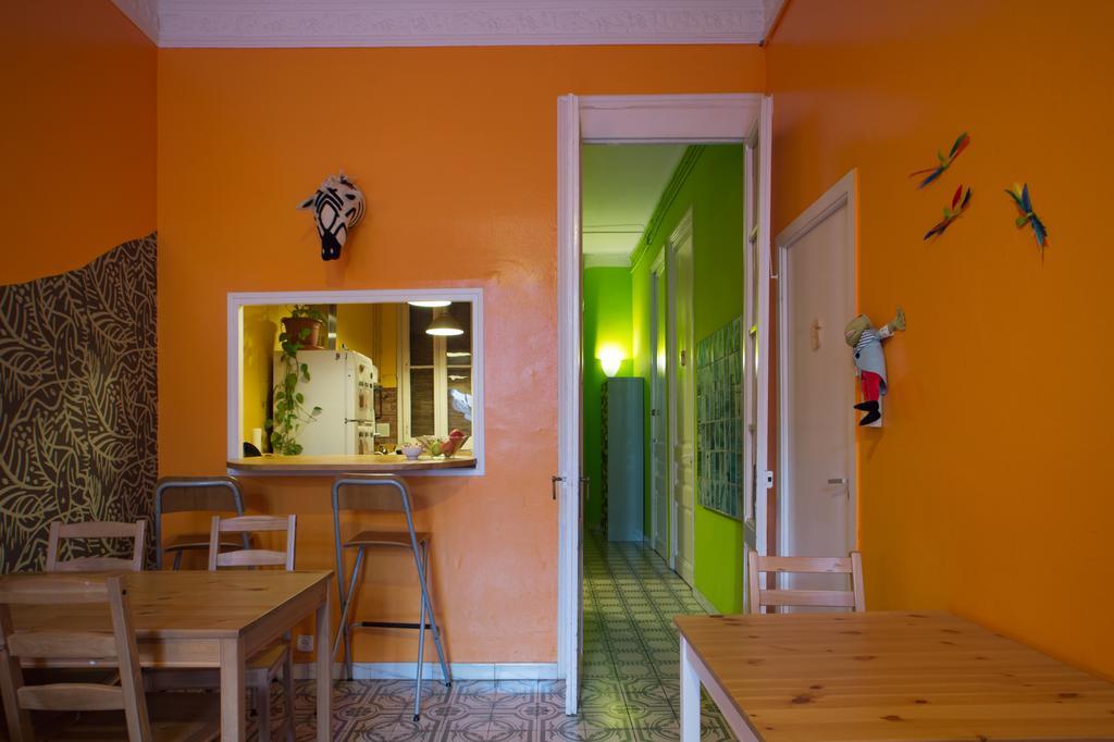 Apartamento Diagonal Barcelona Bagian luar foto