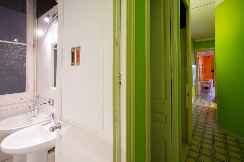 Apartamento Diagonal Barcelona Bagian luar foto