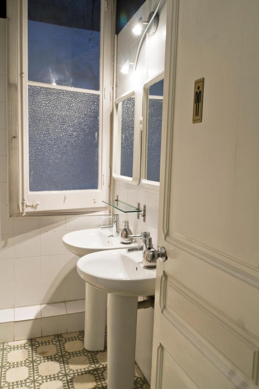 Apartamento Diagonal Barcelona Bagian luar foto