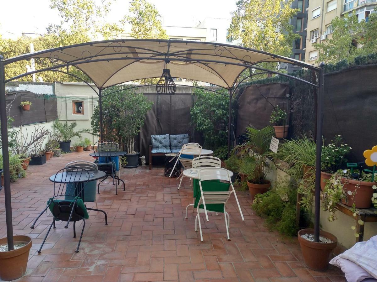 Apartamento Diagonal Barcelona Bagian luar foto